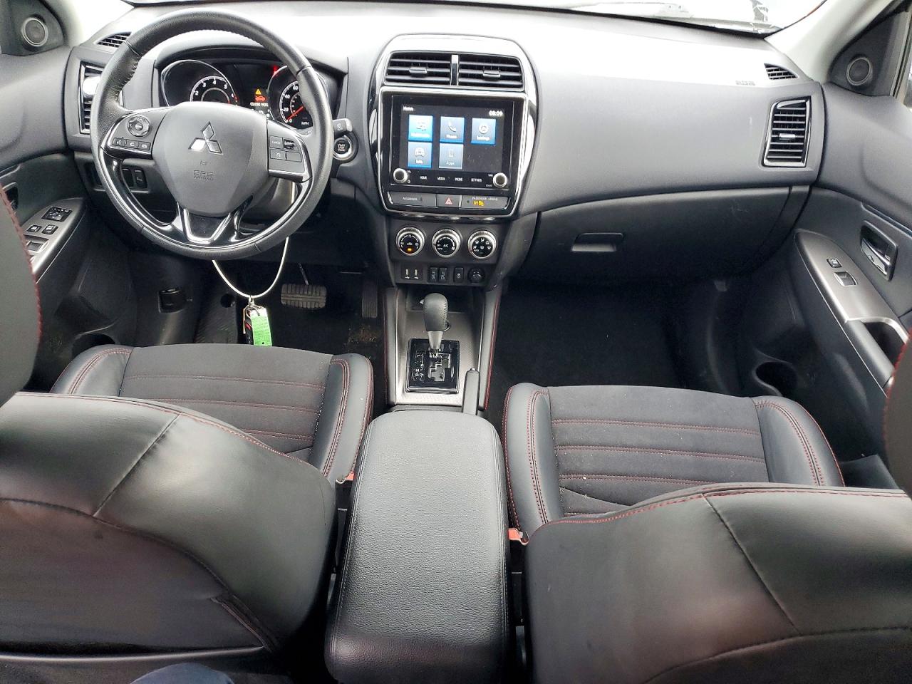 Mitsubishi Outlander S