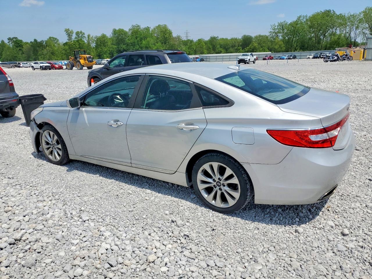Hyundai Azera Base
