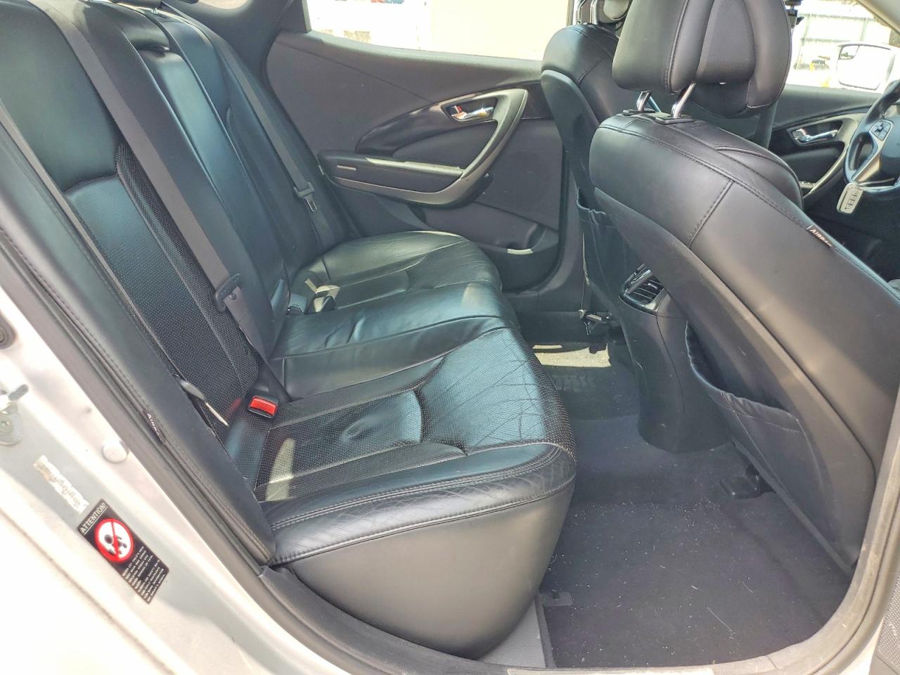Hyundai Azera Base