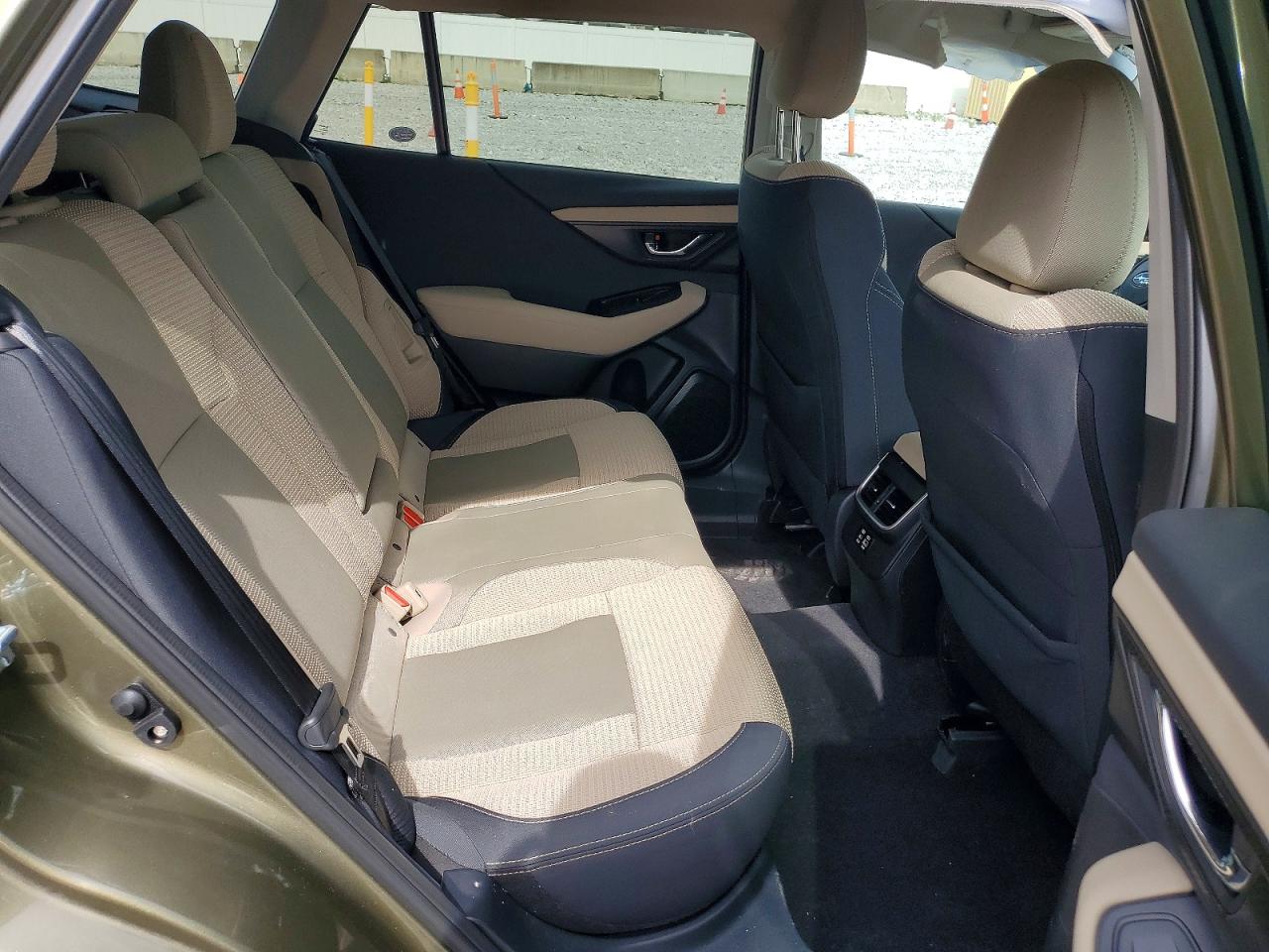 Subaru Outback Premium