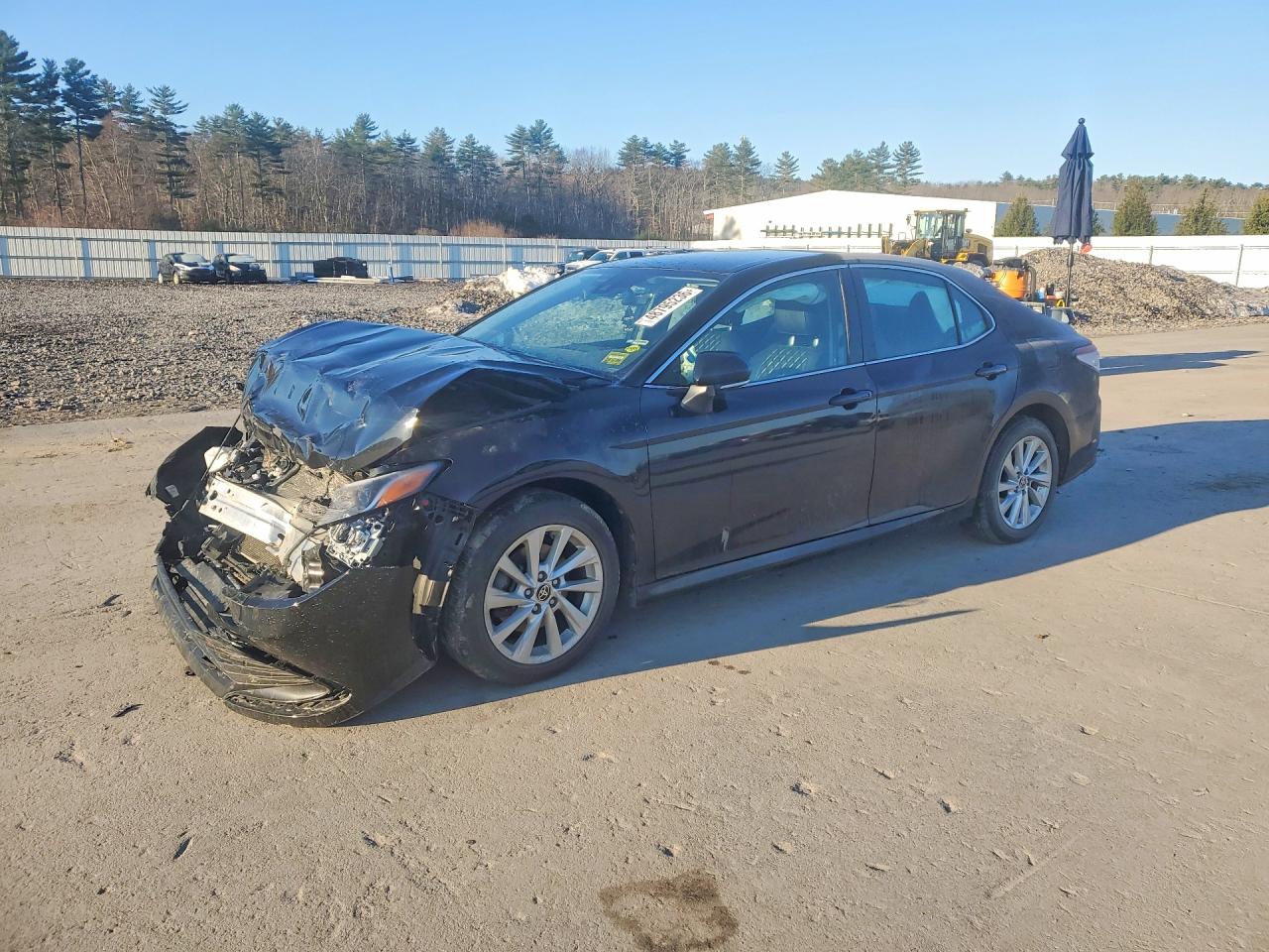 Salvage Toyota Camry Image