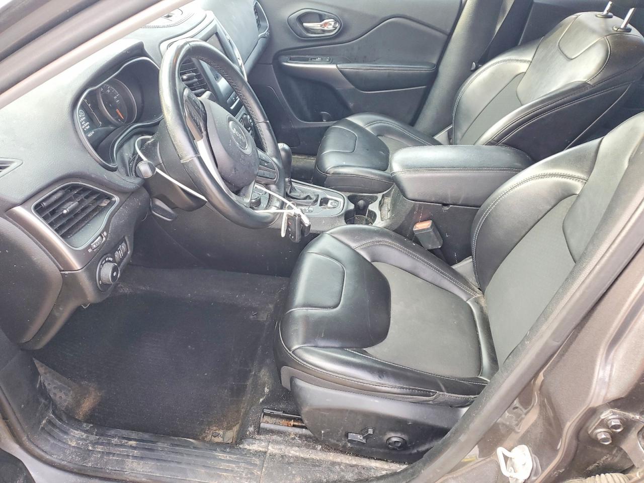 Jeep Grand Cherokee Latitude Plus