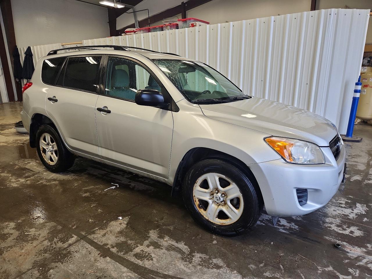 Toyota RAV4 Base