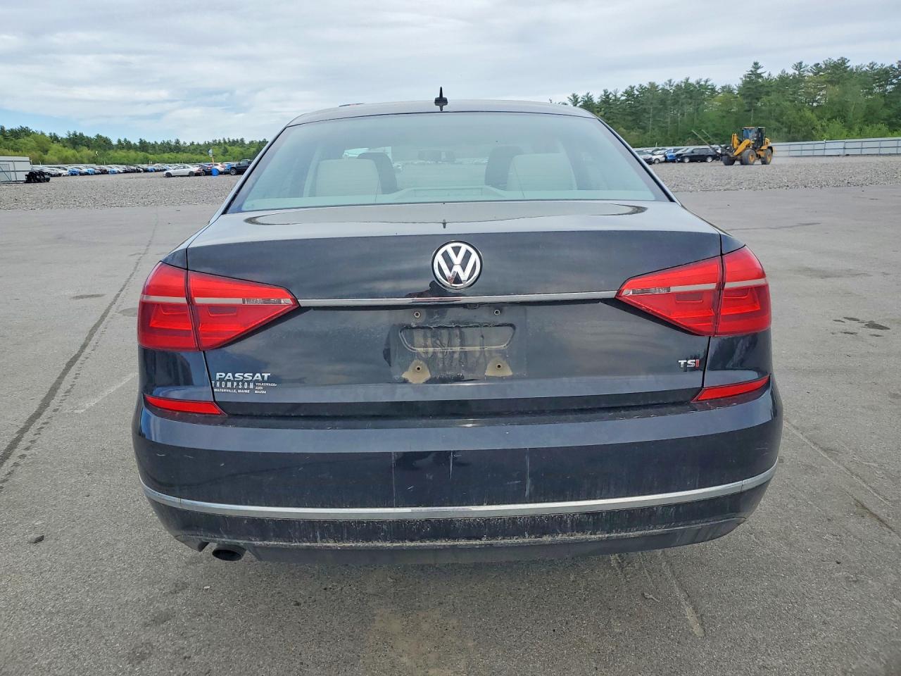 Volkswagen Passat S