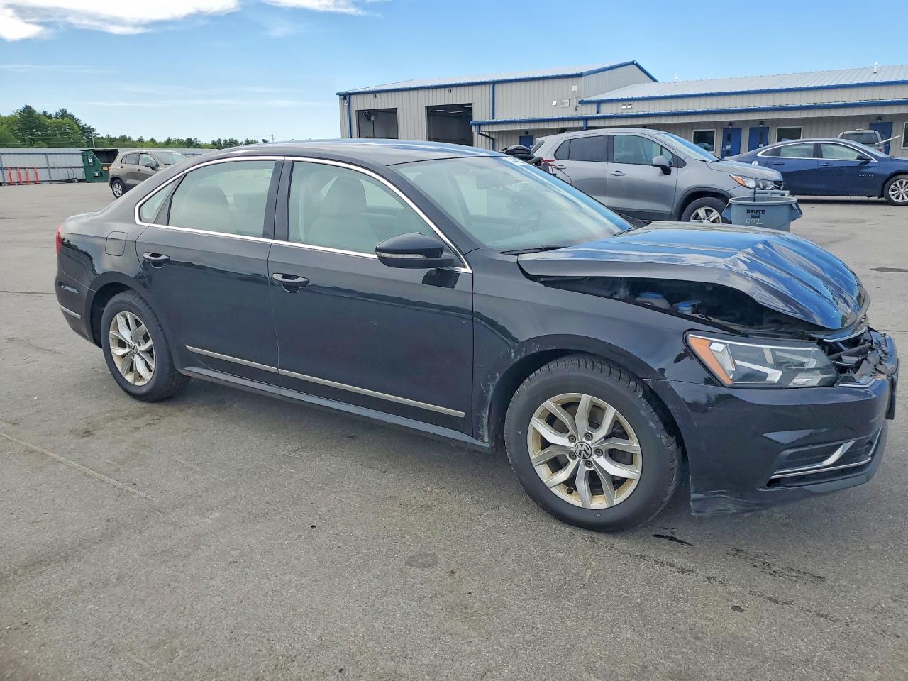 Volkswagen Passat S