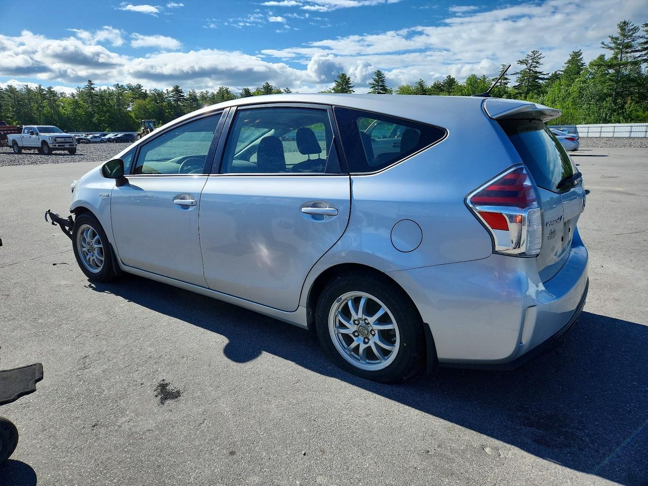 Toyota Prius v Three