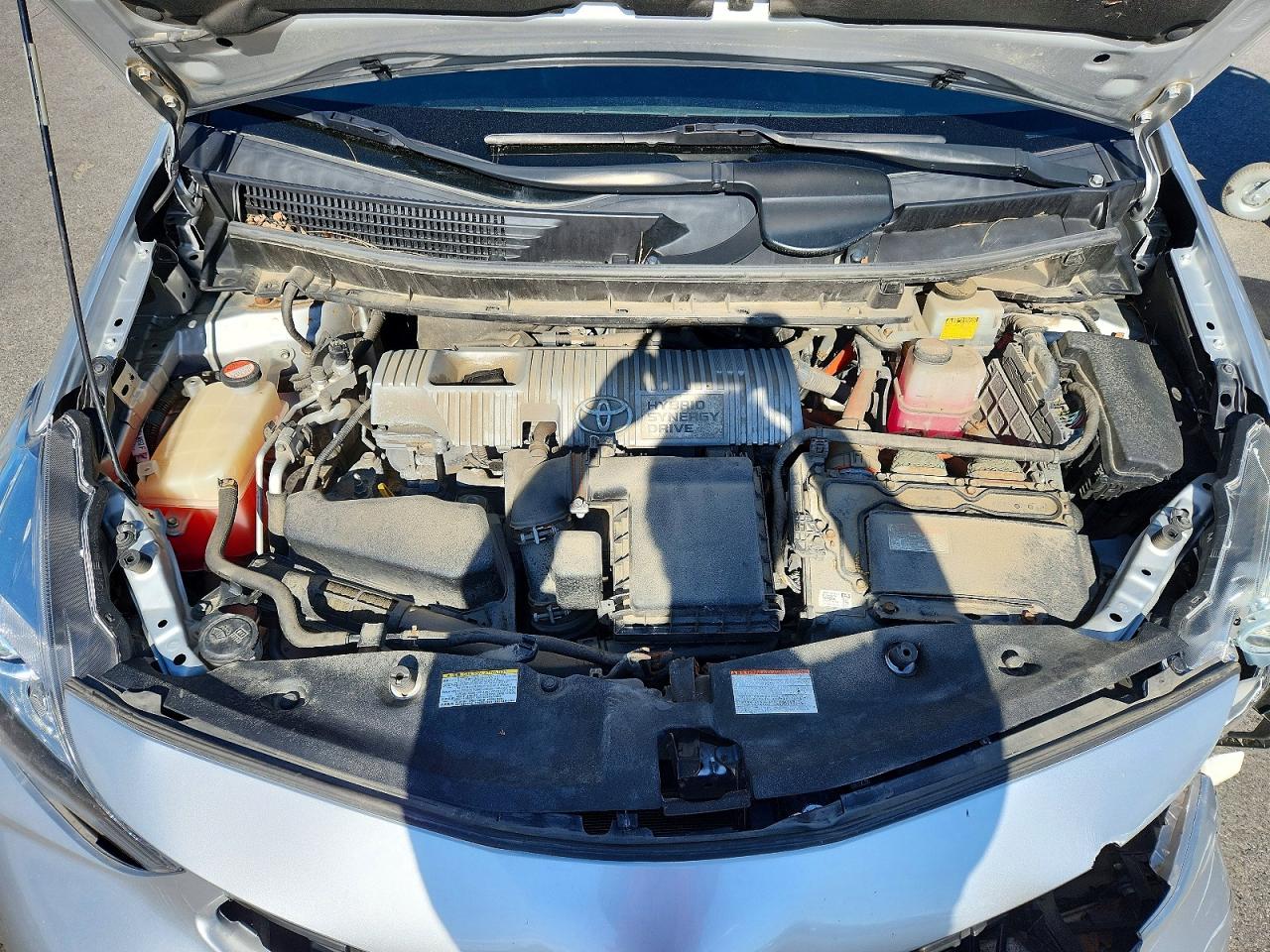 Toyota Prius v Three