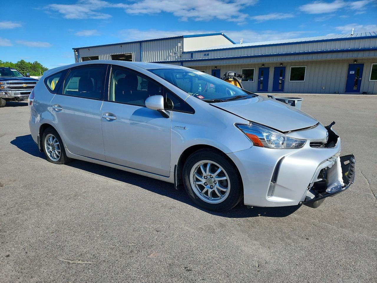 Toyota Prius v Three