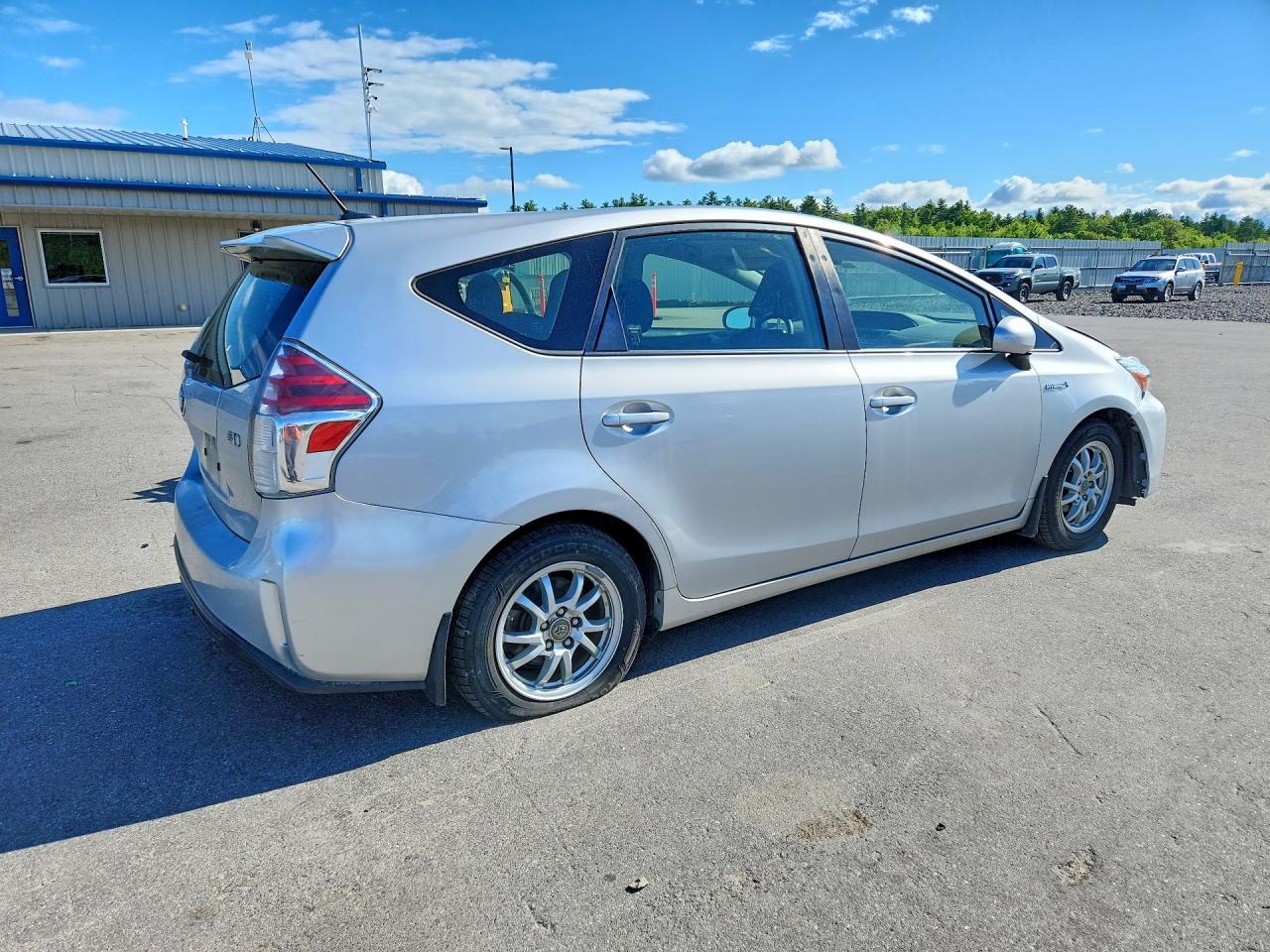 Toyota Prius v Three