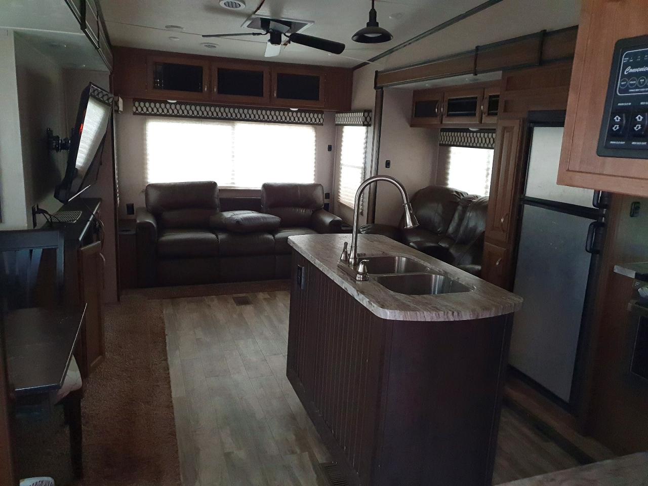 Chaparral Coachmen