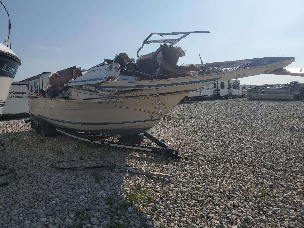 Salvage Sundance Boats Inc. Boat Image