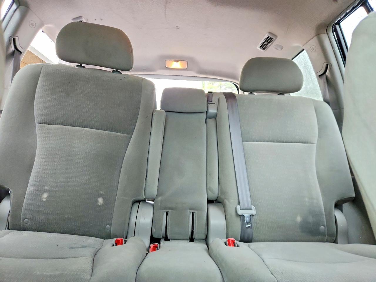 Toyota Highlander Base