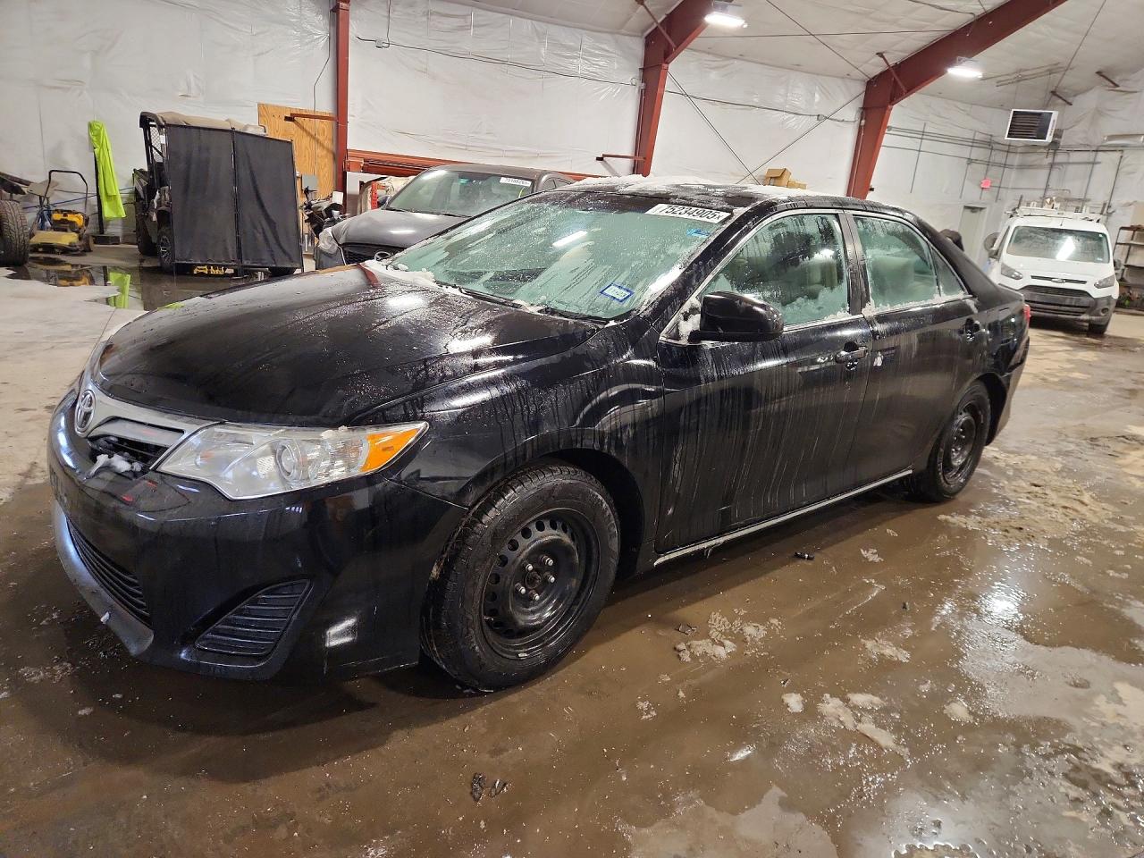 Salvage Toyota Camry Image