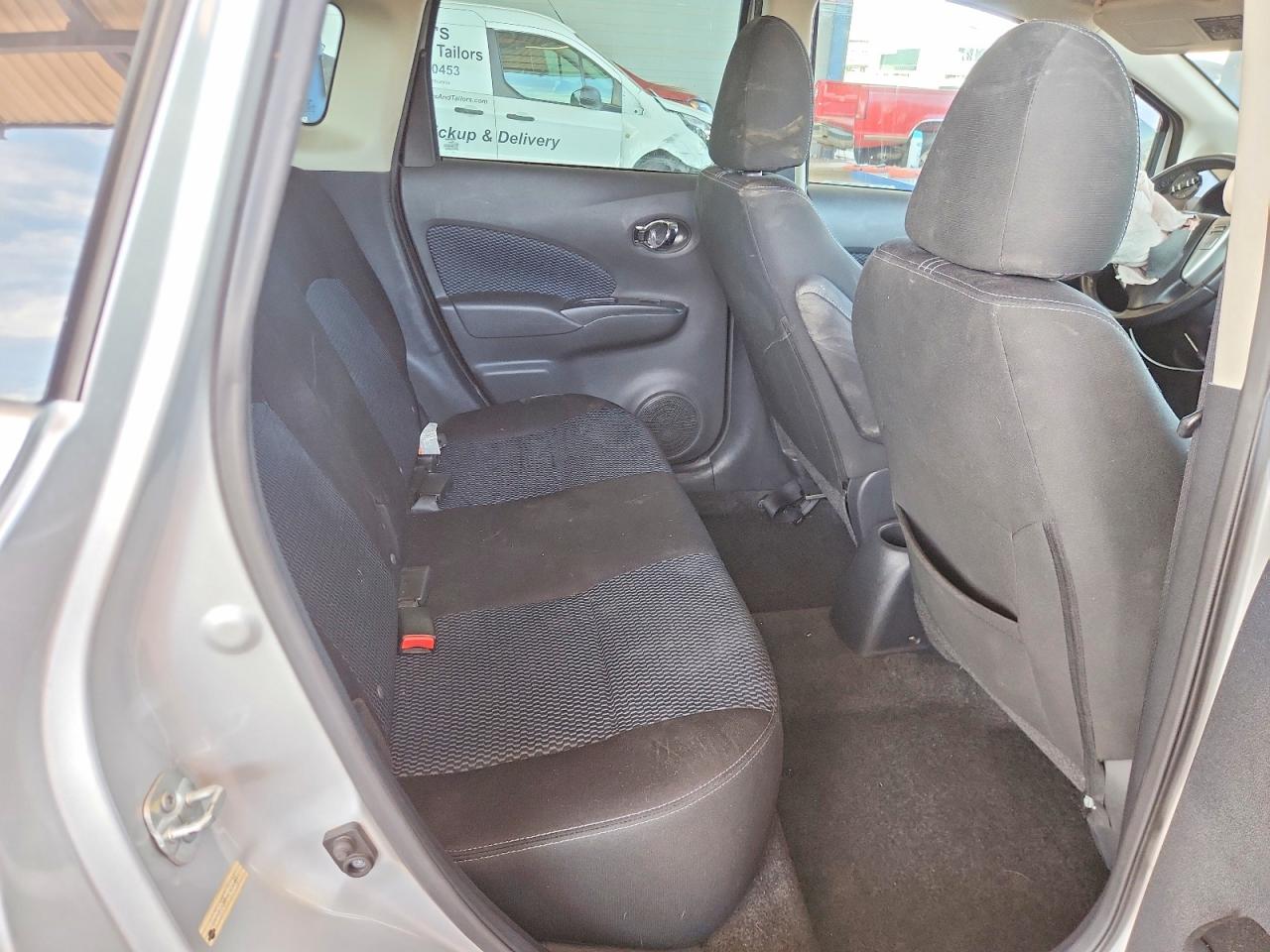 Nissan Versa Sv