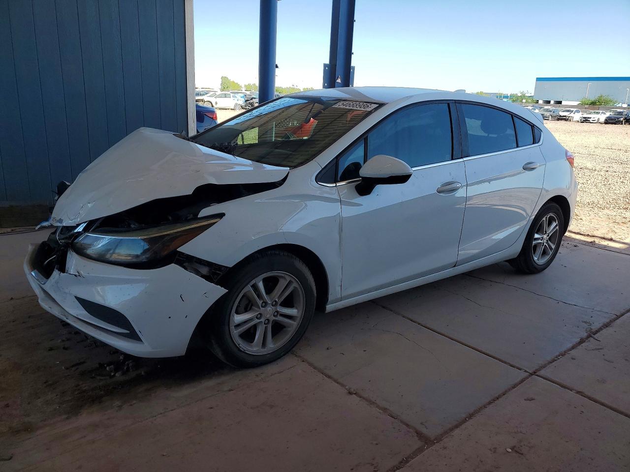 Salvage Chevrolet Cruze Image
