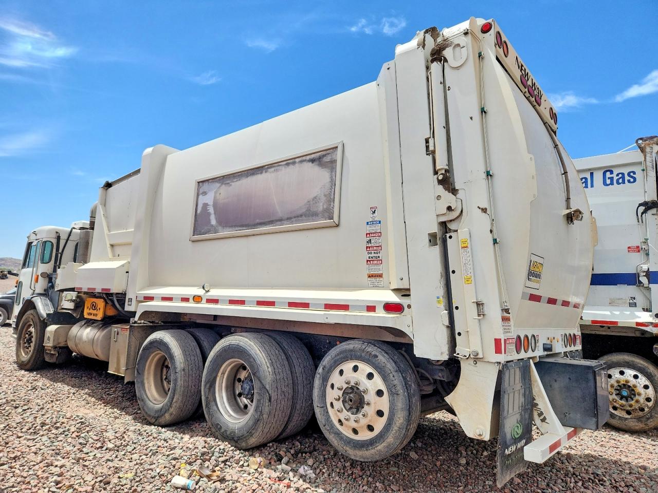 Peterbilt 520