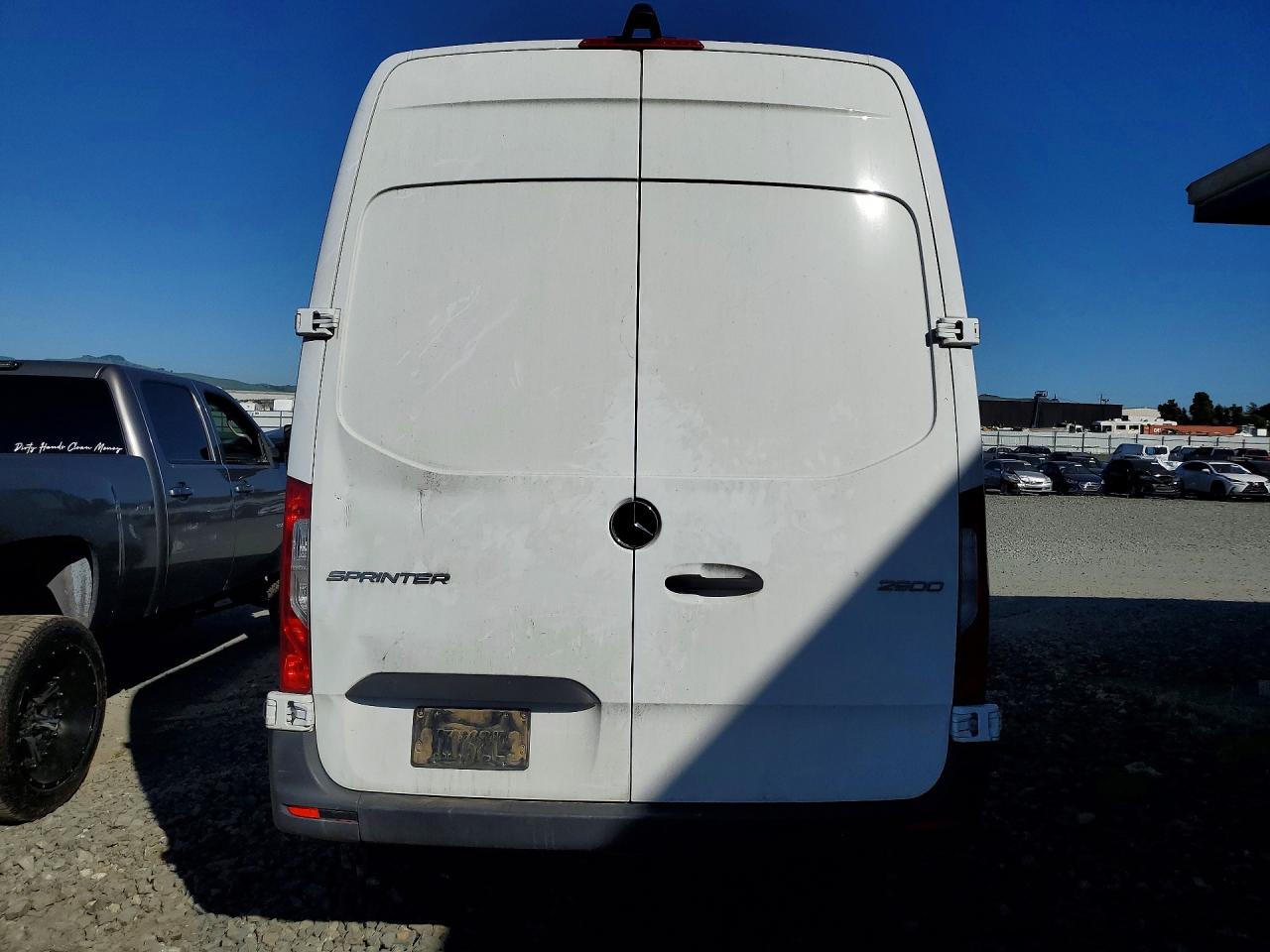 Mercedes-Benz Sprinter 2500