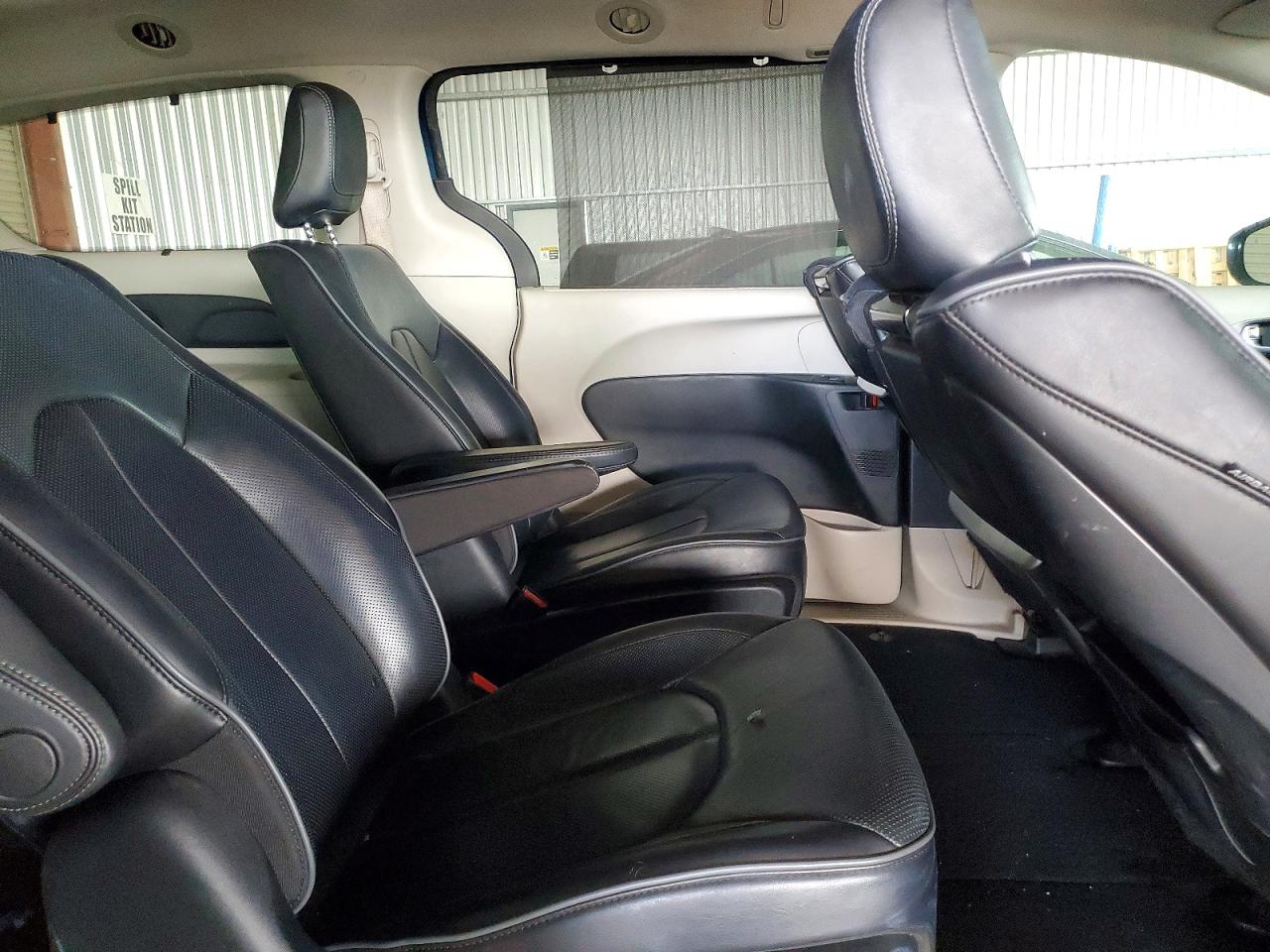 Chrysler Pacifica Hybrid Limited