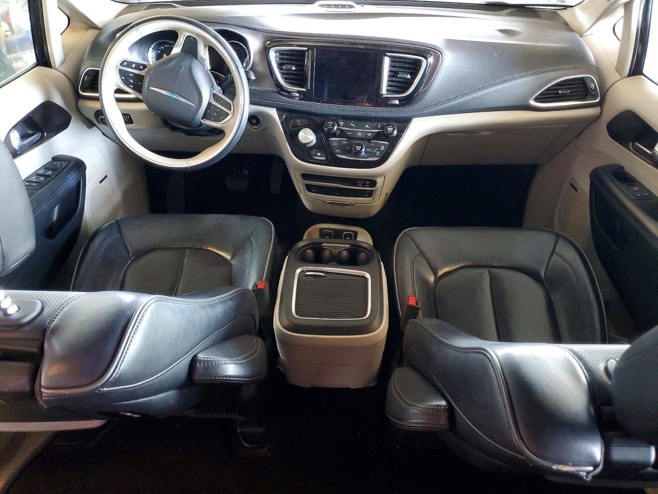 Chrysler Pacifica Hybrid Limited