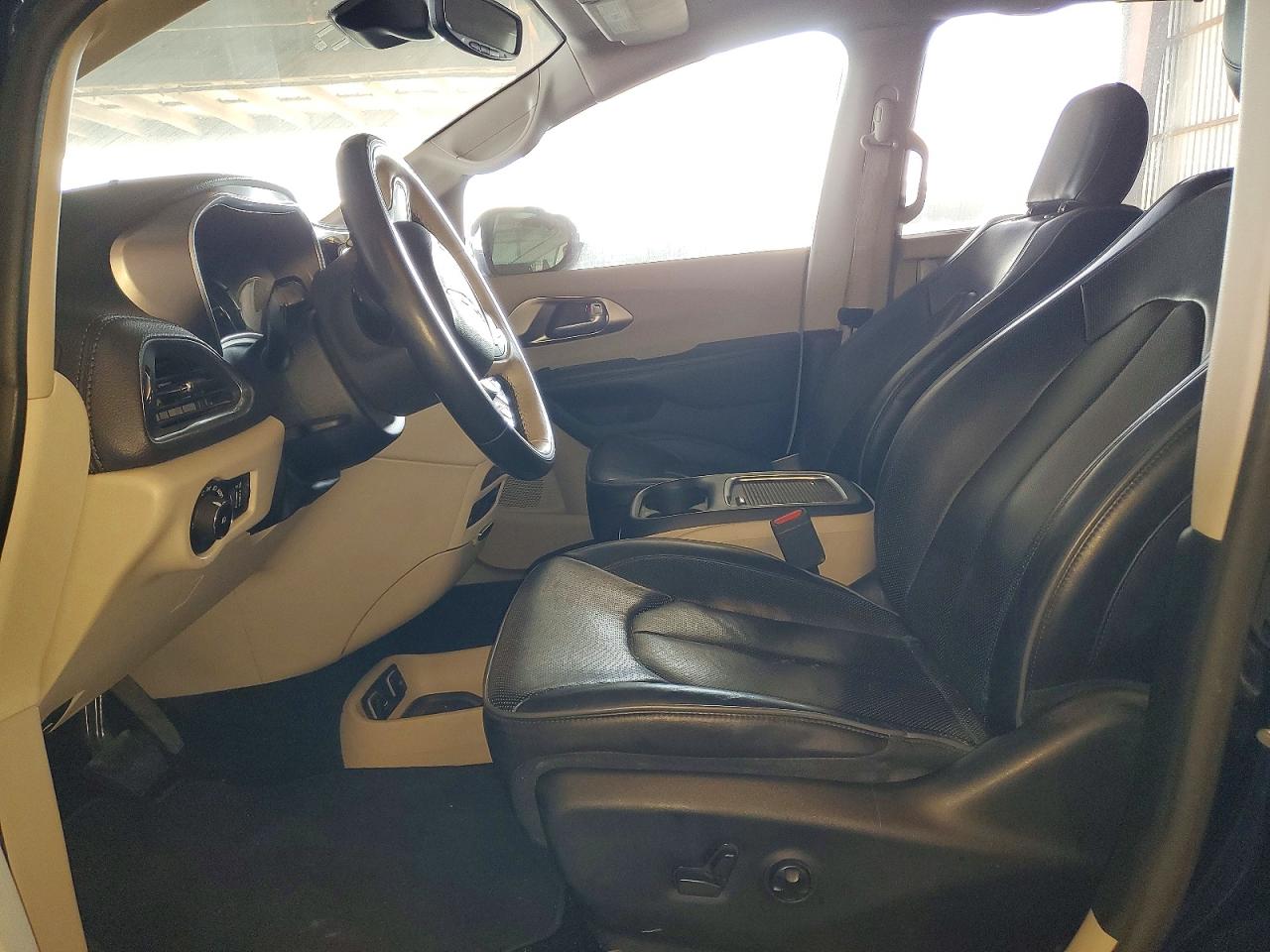Chrysler Pacifica Hybrid Limited