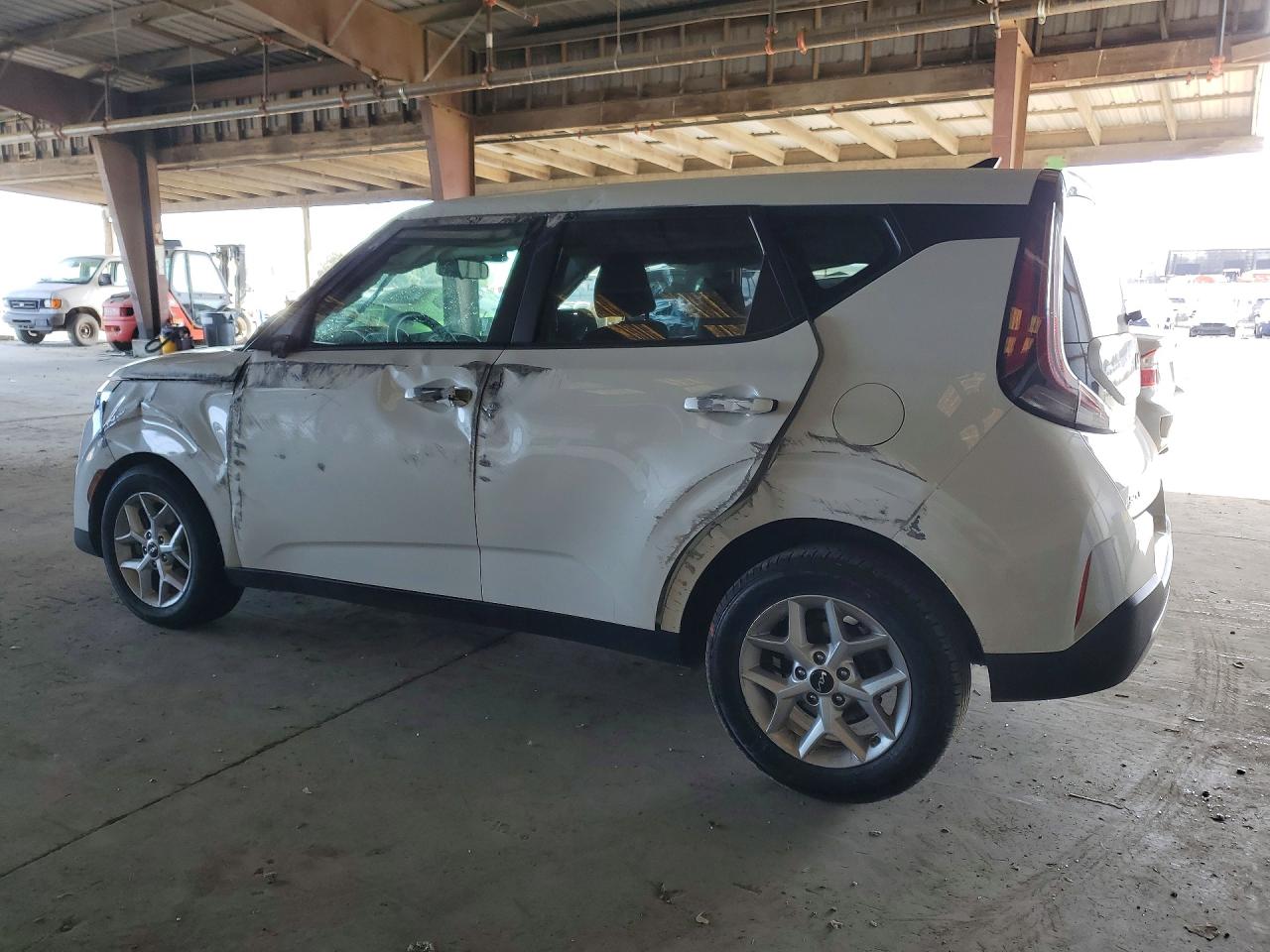 Kia Soul Lx