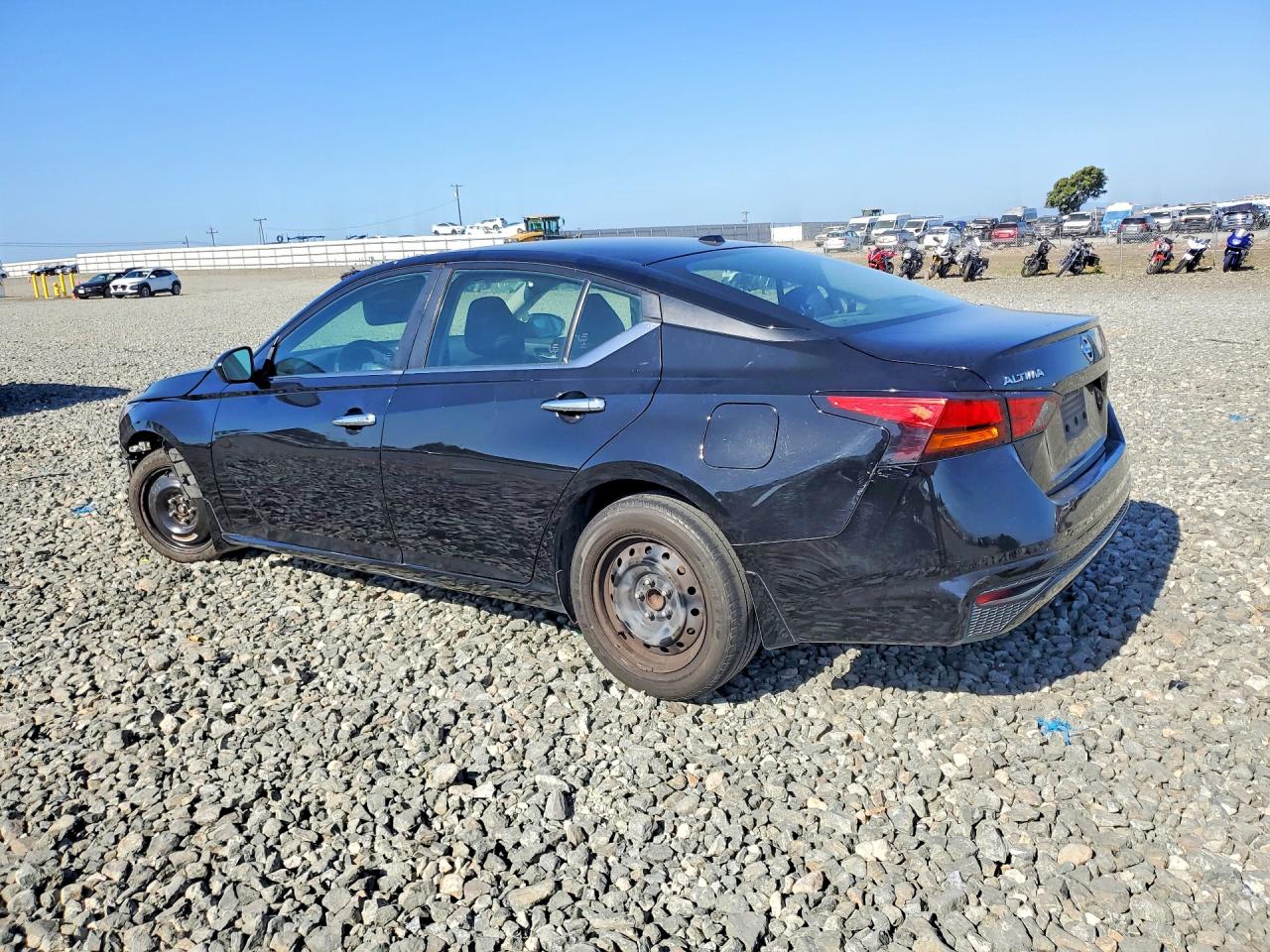 Nissan Altima S