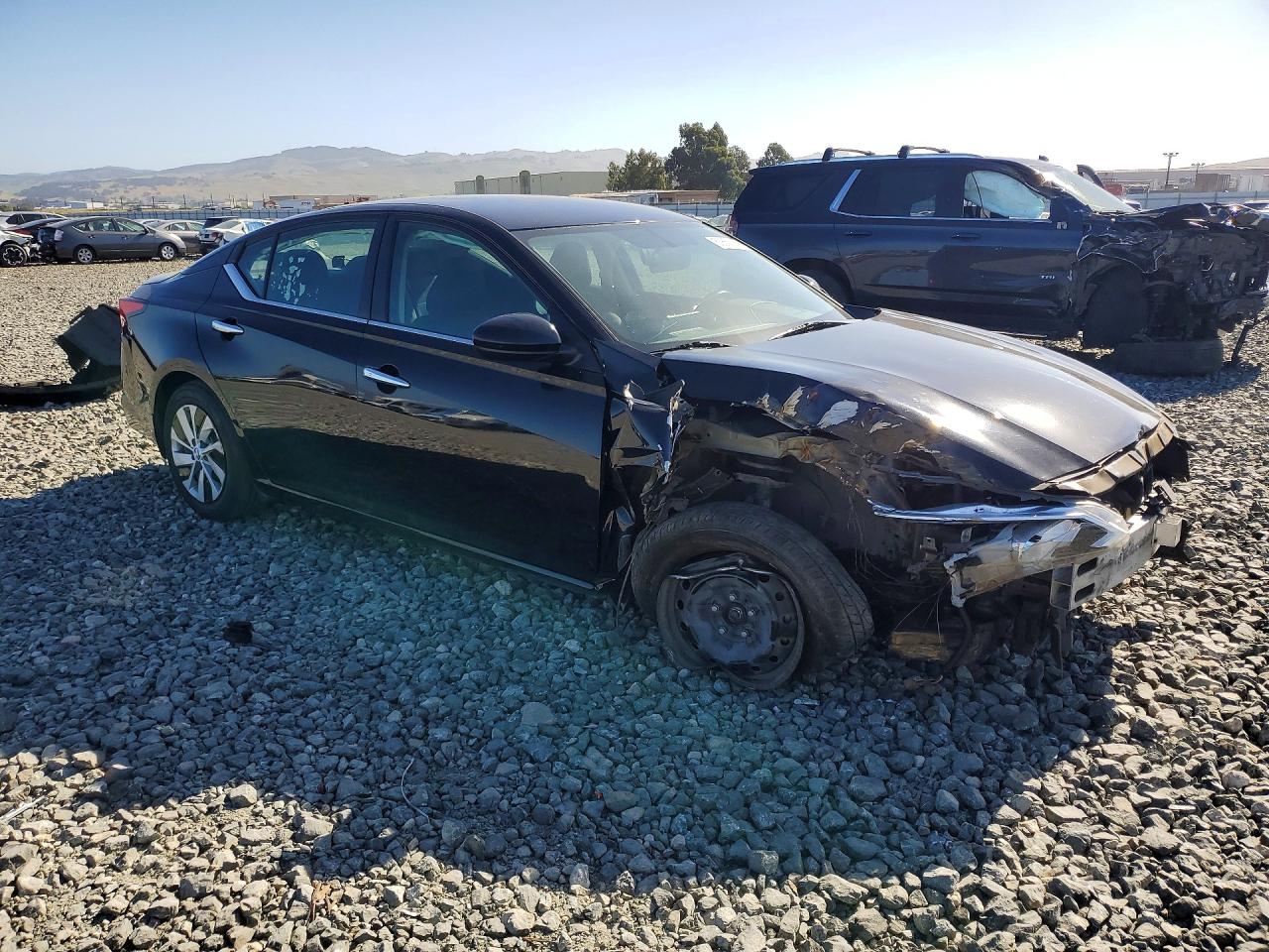 Nissan Altima S