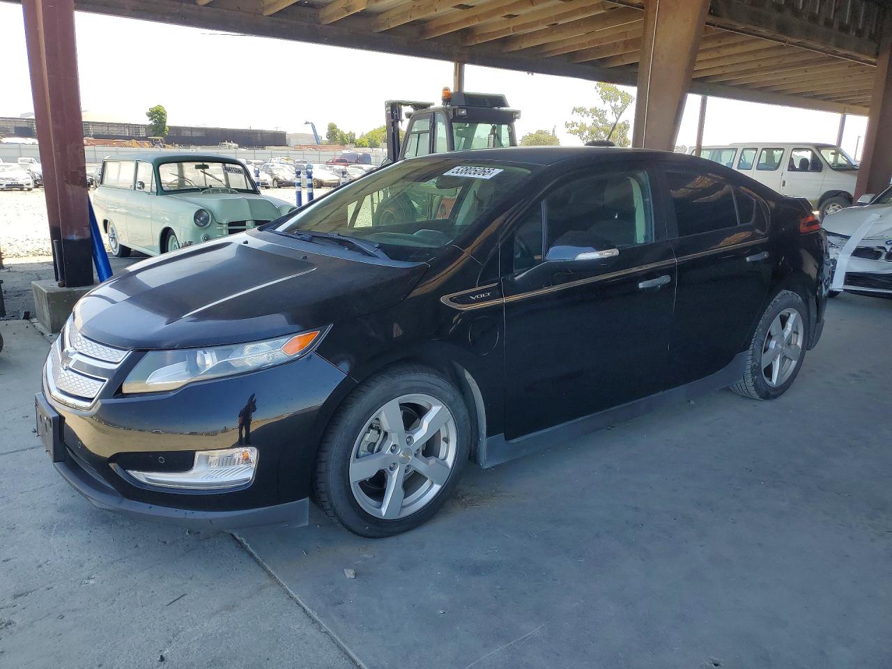 Salvage Chevrolet Volt Image