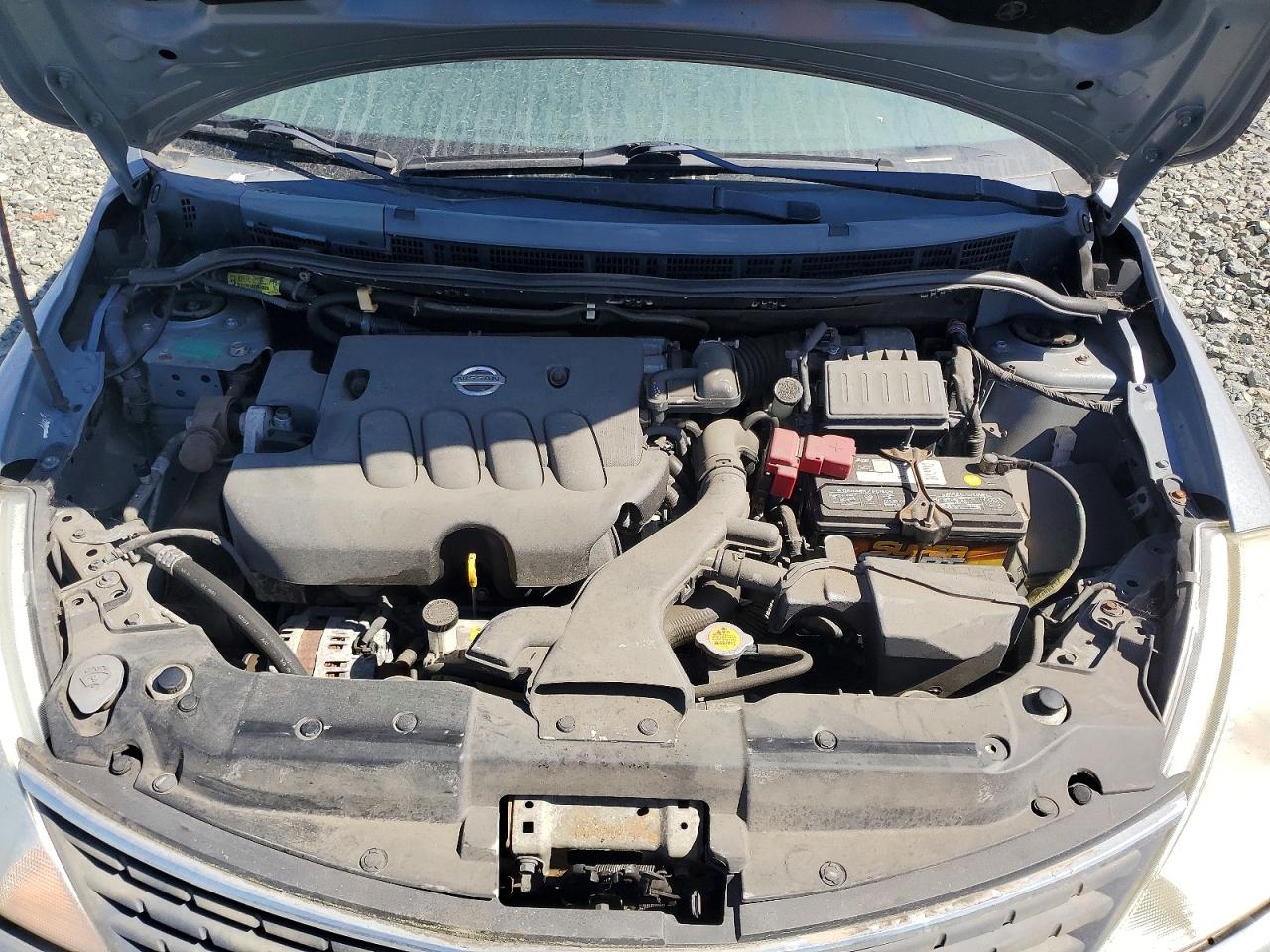 Nissan Versa 1.8 S