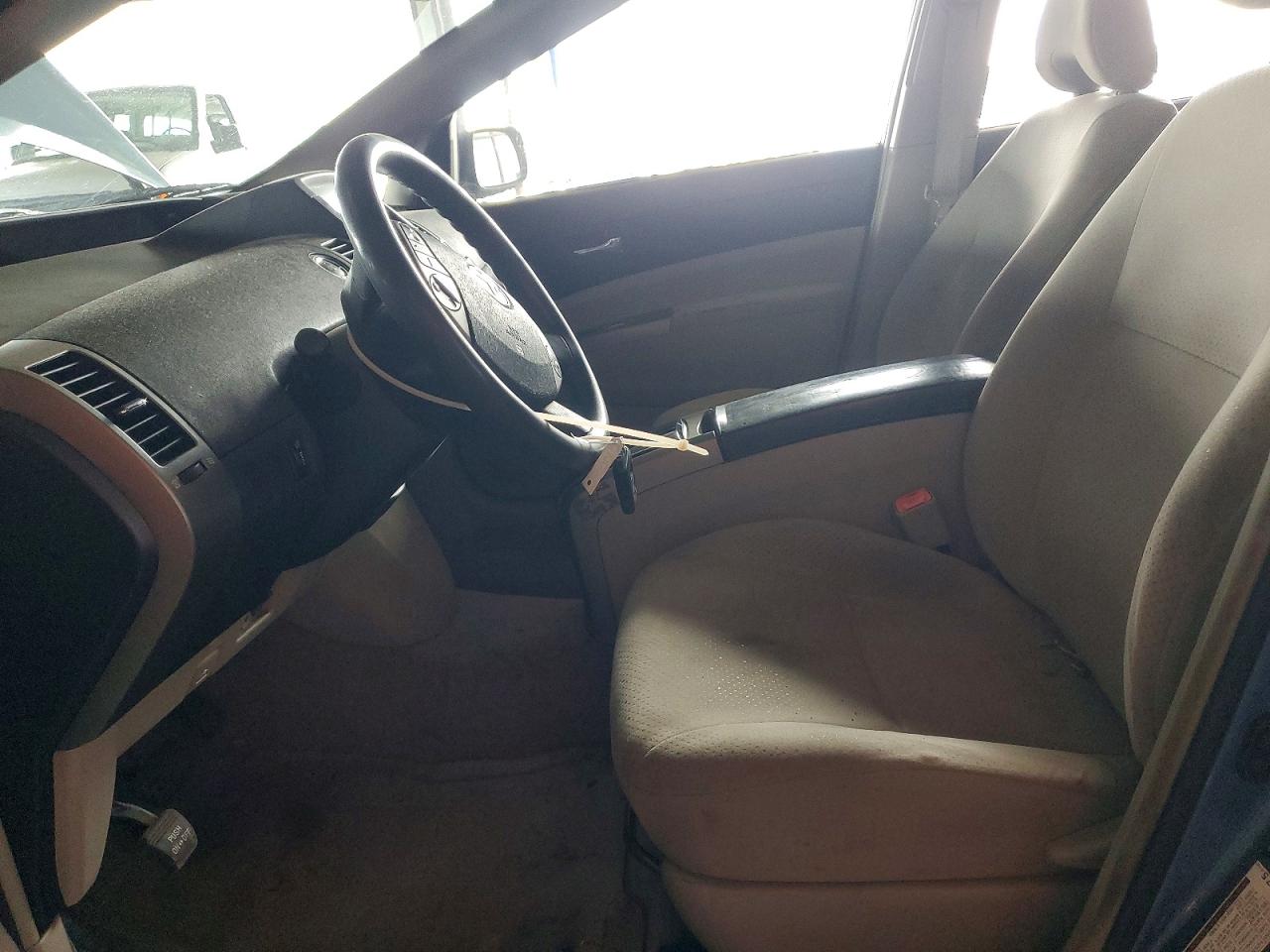 Toyota Prius Base