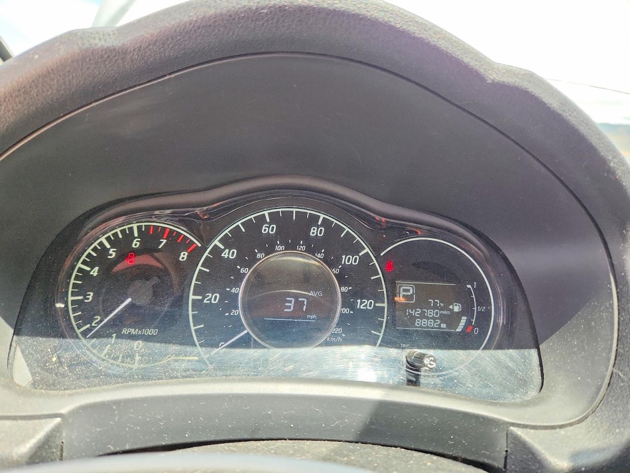 Nissan Versa Sv
