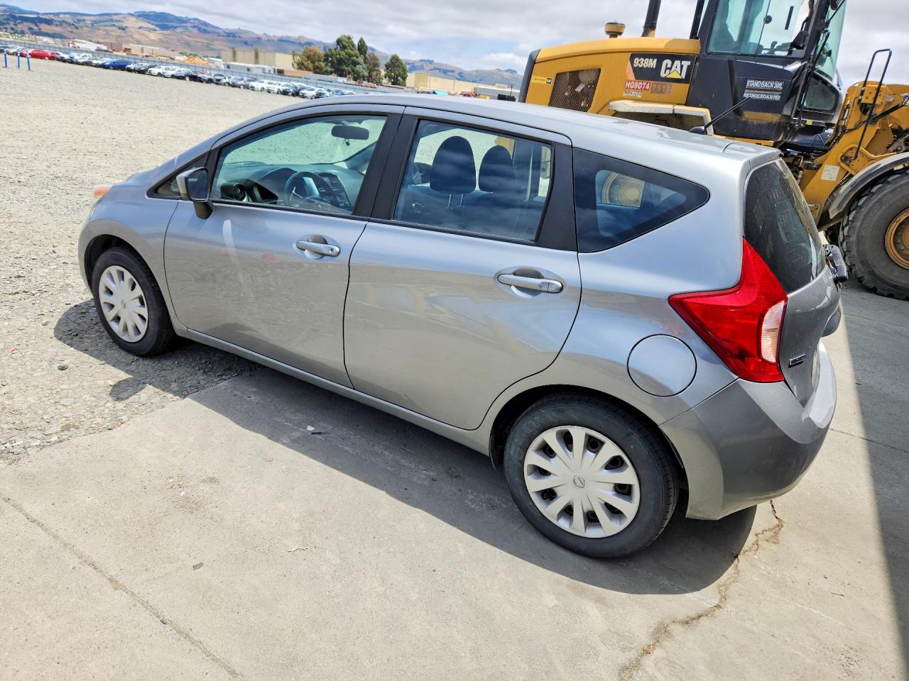 Nissan Versa Sv