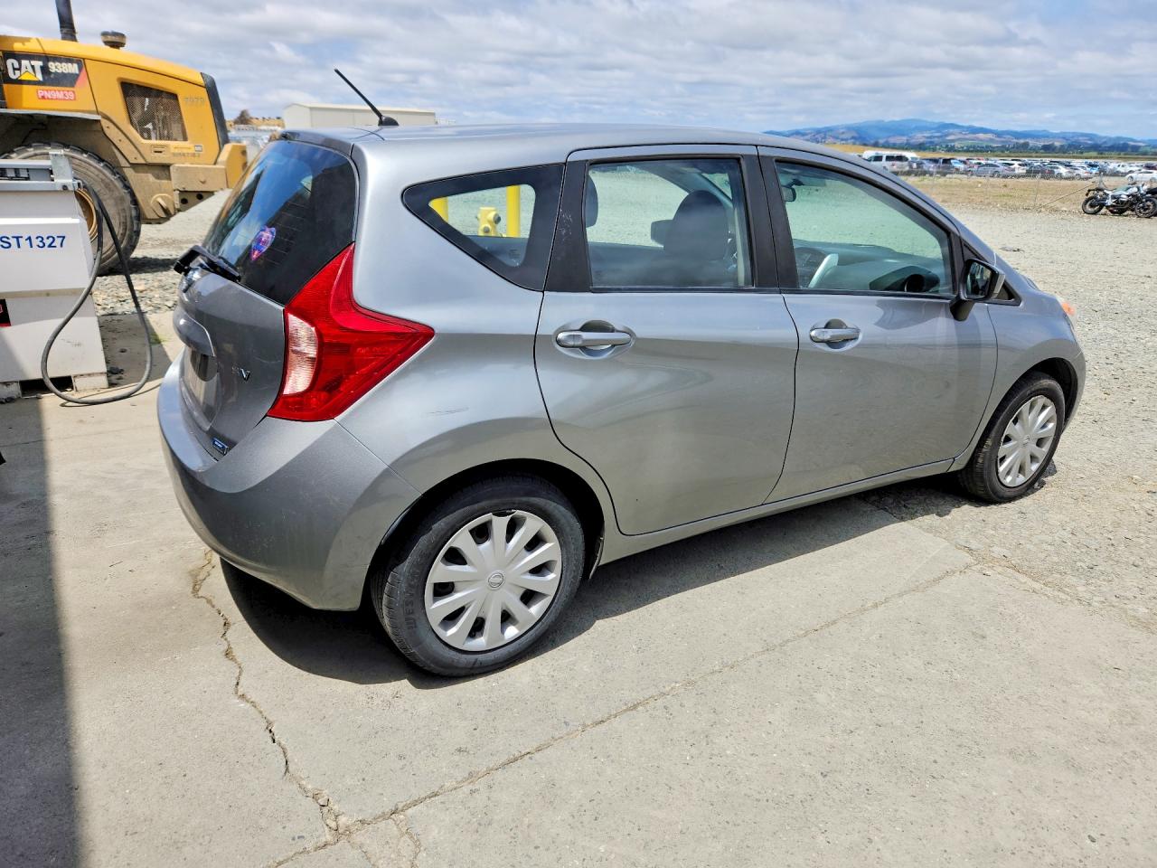 Nissan Versa Sv