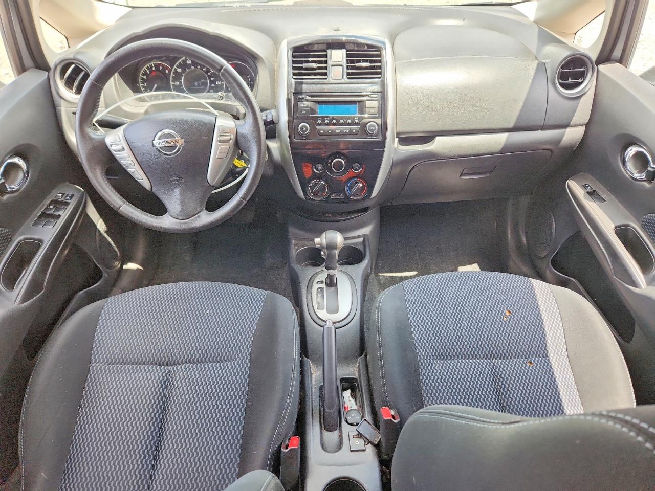 Nissan Versa Sv