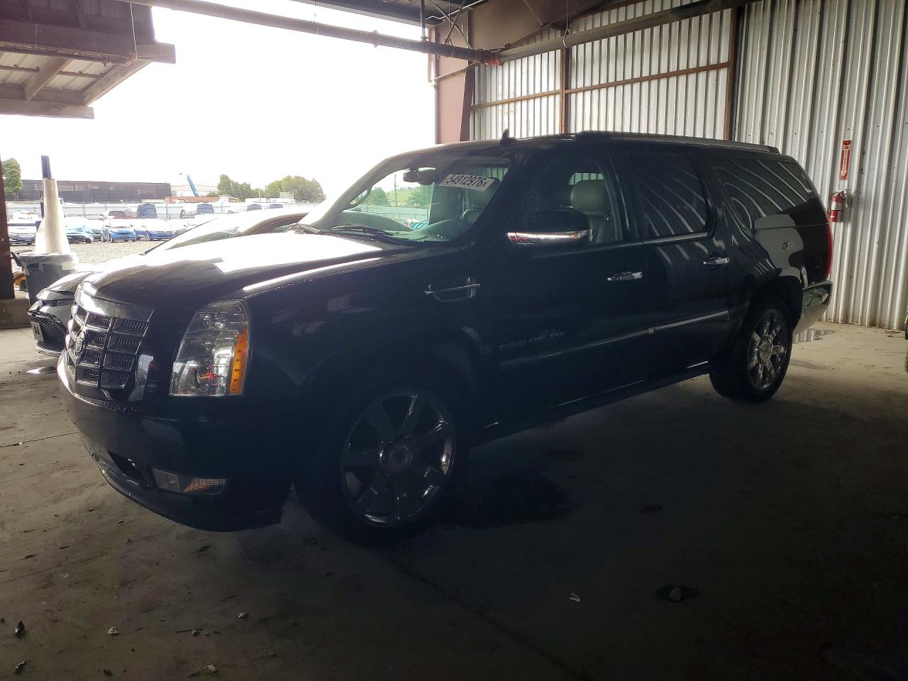 Salvage Cadillac Escalade Image