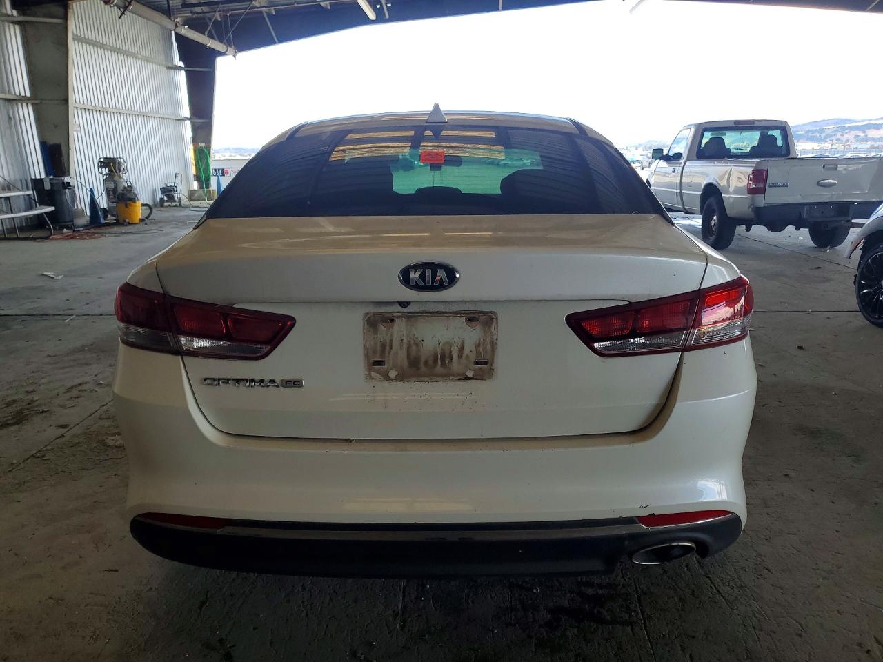 Kia Optima Lx