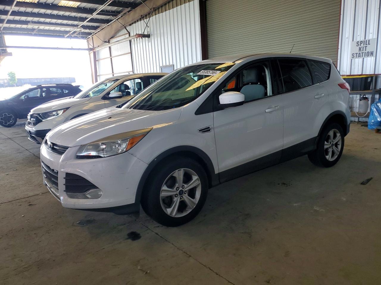 Salvage Ford Escape Image