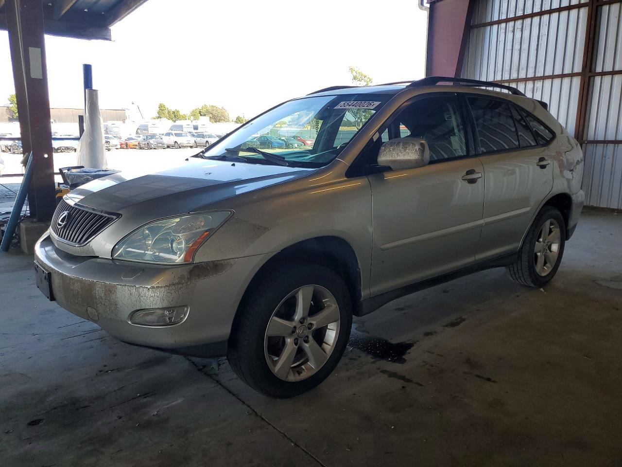 Salvage Lexus RX Image
