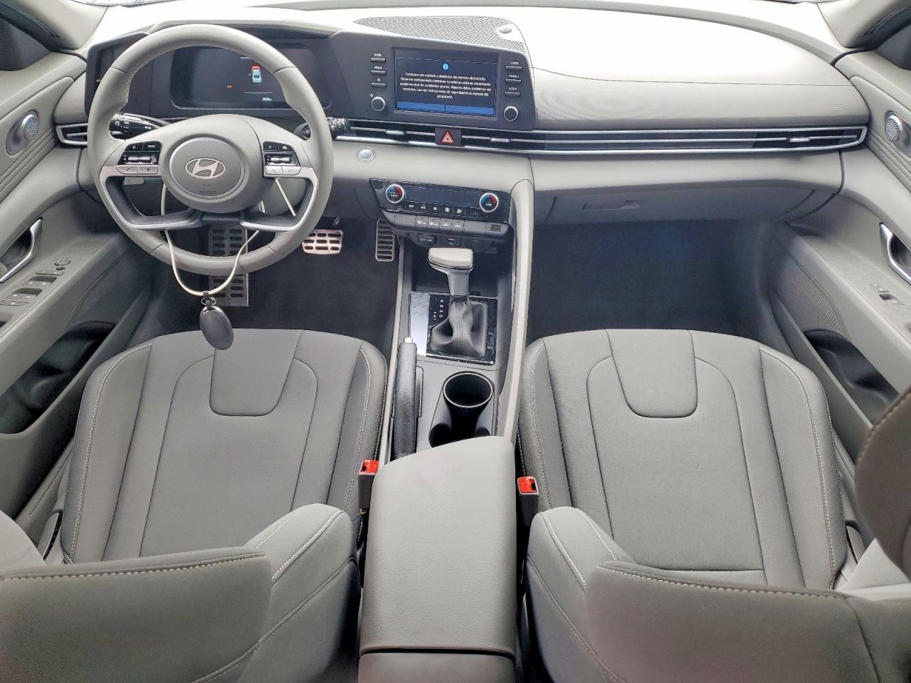 Hyundai ELANTRA Sel Sport