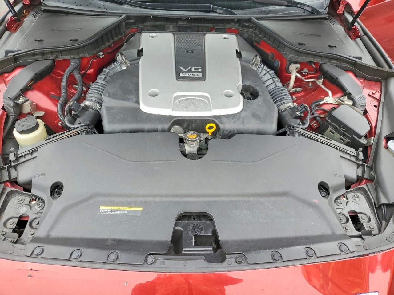 INFINITI Q50 Premium