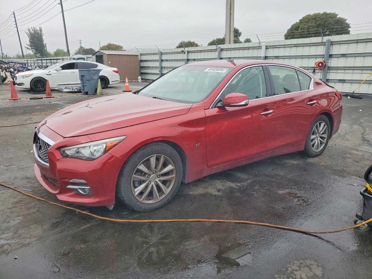 Salvage INFINITI Q50 Image