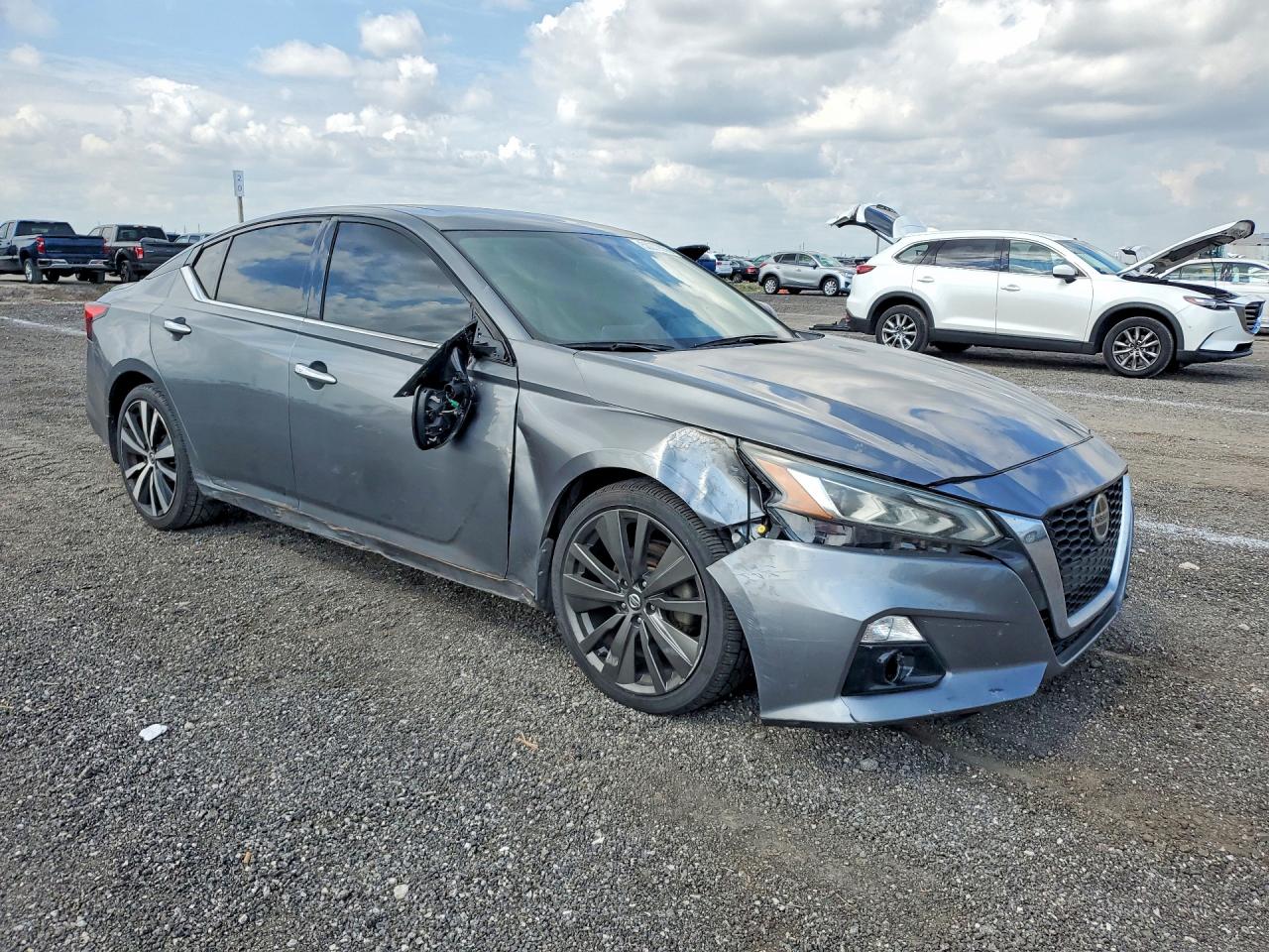 Nissan Altima Platinum