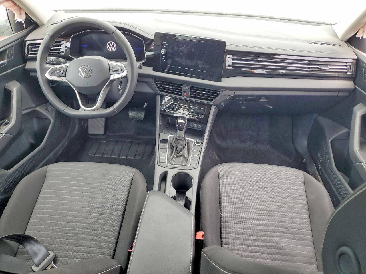 Volkswagen Jetta S