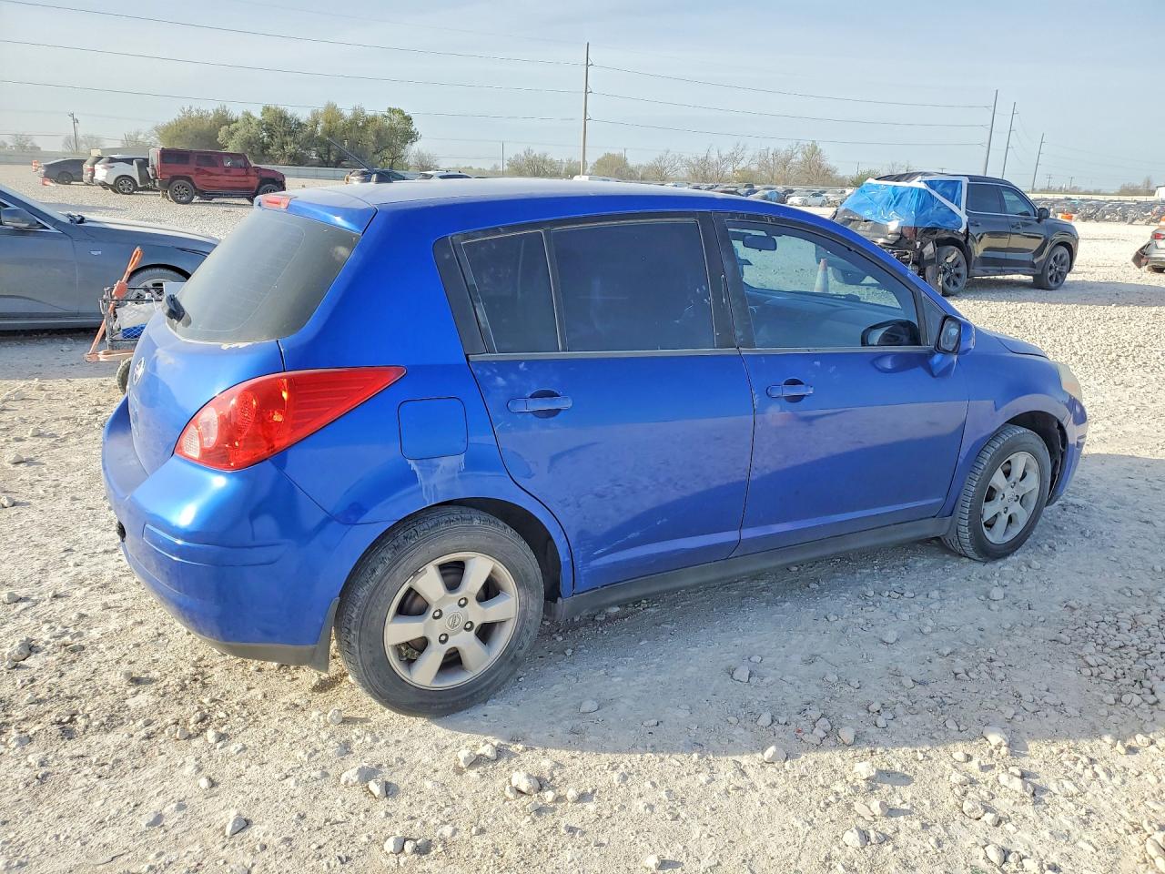 Nissan Versa 1.8 S