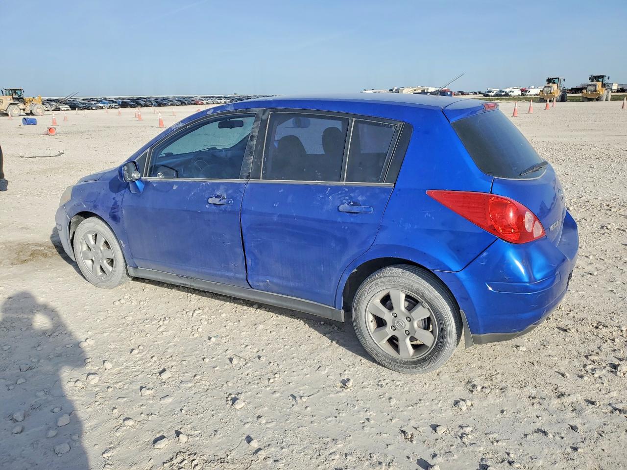 Nissan Versa 1.8 S
