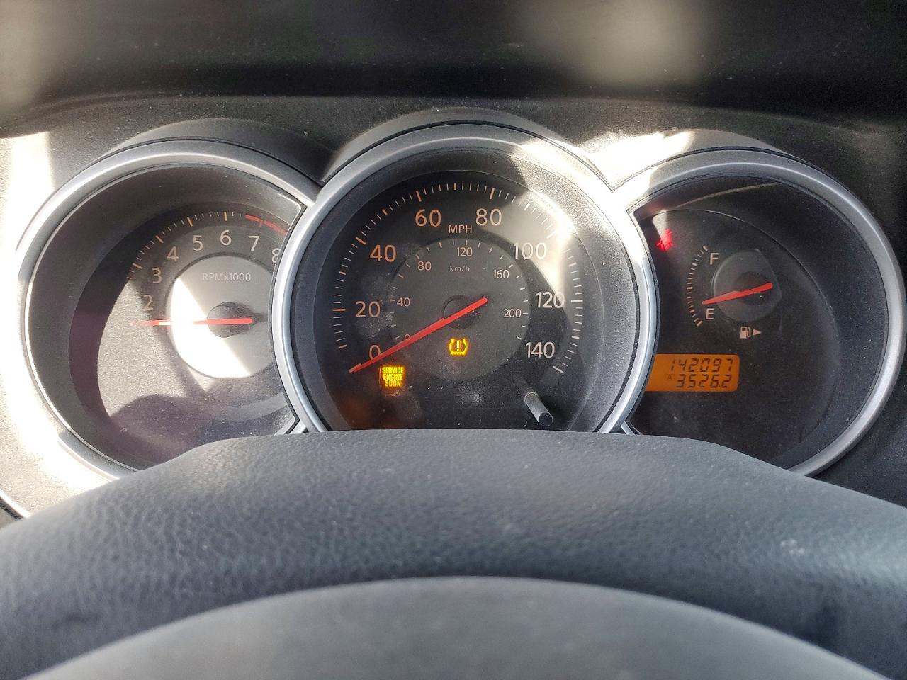 Nissan Versa 1.8 S