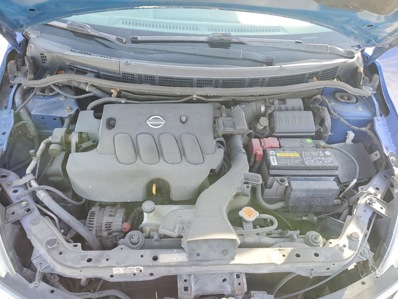 Nissan Versa 1.8 S