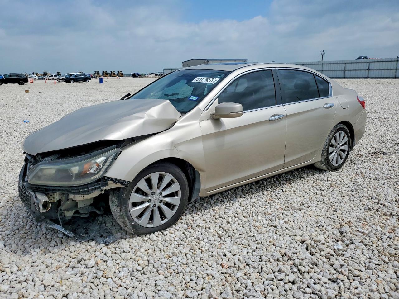 Salvage Honda Accord Image