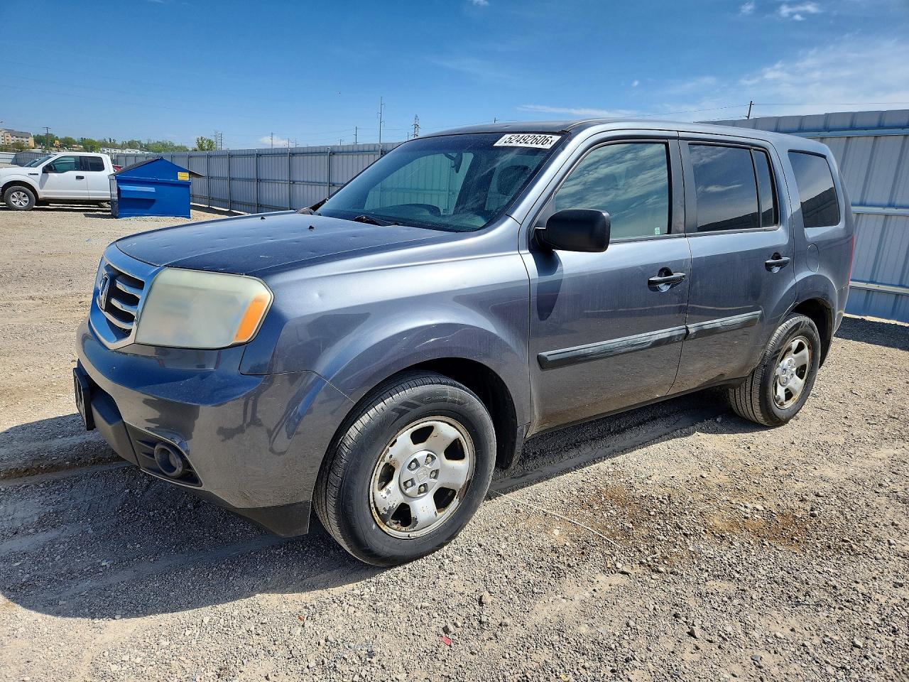 Salvage Honda Pilot Image