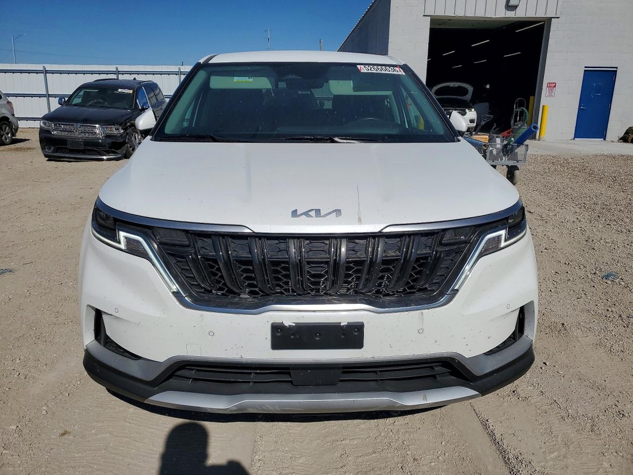 Kia Carnival Ex